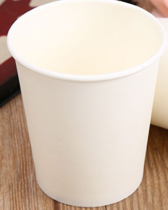 Cốc giấy uống nước